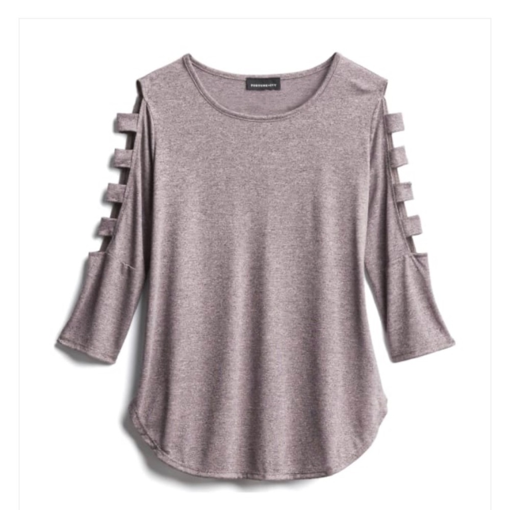 Super cute! Only worn once!